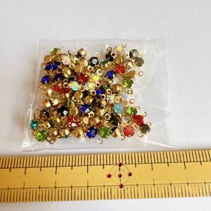 ガラスチャーム ガラスコネクターチャーム ラウンド 2カン付き 4mm 100個