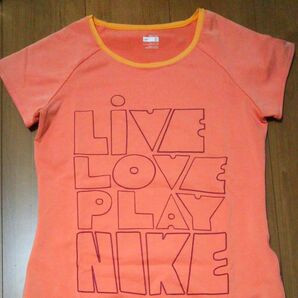 Nike FITDRY ナイキフィットドライトップス Sサイズ