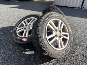 バリ山！エンケイ！＜ENKEI TS06 TEAM SPARCO 15インチ＞ 195/55R15 4穴！！！ スタッドレス！