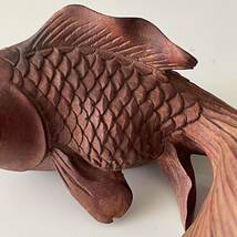 木彫り 金魚 出目金 オブジェ　置物_画像4