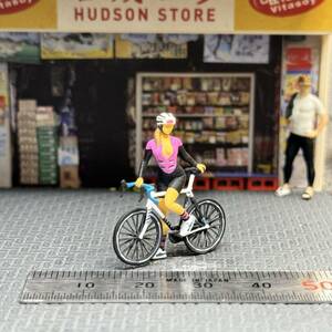 【KS-491】1/64 スケール 自転車に乗る女性サイクリスト セット フィギュア ミニチュア ジオラマ ミニカー トミカ