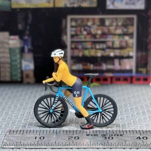 【KS-514】1/64 スケール 自転車に乗る女性サイクリスト セット フィギュア ミニチュア ジオラマ ミニカー トミカ