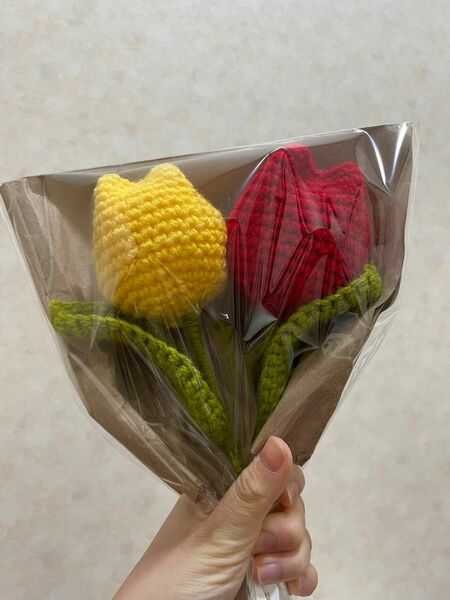 造花　ブーケ　編みぐるみ　チューリップ