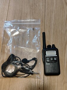 美 品4★ICOM 特定小電力トランシーバー IC-4300 免許不要 アイコムです。あまり使用していないのでかなり美品だとおもいます。