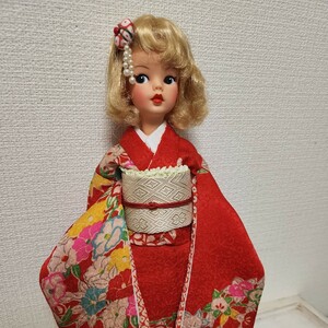 ◆タミーちゃんの正絹お着物、赤色に梅、handmade. とっても素敵◆