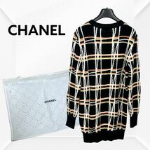 新品 CHANEL シャネル 22A P72910 コットン アルパカ ウール混 ラインストーン ココプレート チェック柄 ニット チュニック ミニワンピース_画像2