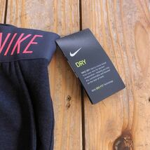 新品 NIKE ナイキ スウェット トレーニングパンツ レディース Mサイズ インナー ストレッチ性 ネイビー DRI-FIT スポーティー P1251_画像6