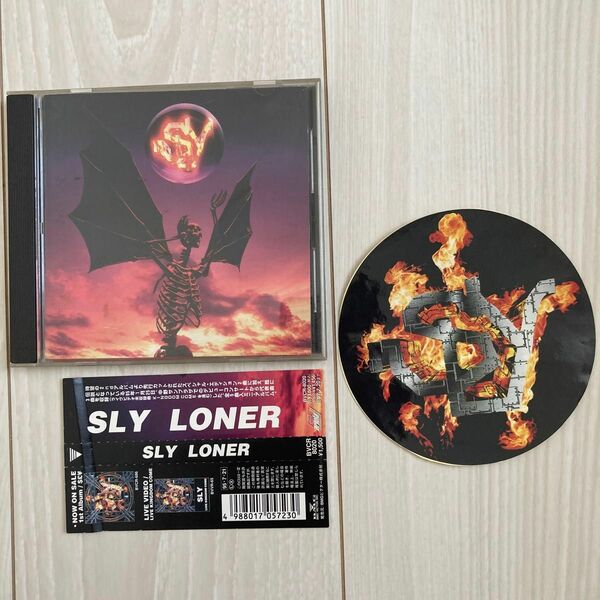 中古品ＬＯＮＥＲ／ＳＬＹCD シール付き 家族でチェックし、綺麗に梱包しました