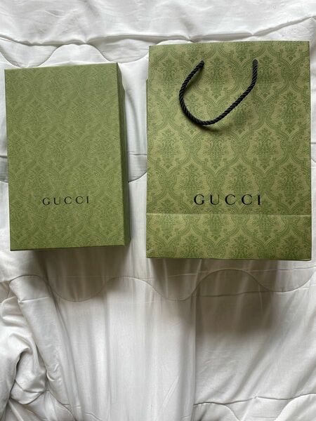 GUCCI シューズ外箱　ショッパー 空箱 ブランド ボックス 紙袋