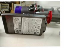 ３　ジャンク品　dyson ダイソン スティッククリーナー コードレスクリーナー ダイソンSV12 G8A-JP-NBS8495A 通電確認済 トリガー不良_画像8