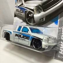 ☆ホットウィール☆ シェビー　シルバラード　白　ポリス　Hot Wheels _画像3