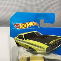 ☆ホットウィール☆ '71 ダッジ チャレンジャー 黄色　カードシワあり　Hot Wheels _画像5