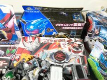 ★仮面ライダーグッズまとめ売り フォーゼ ビルド ジオウ 等 変身ベルト おもちゃ 特撮 ジャンク品 12.3kg★_画像6