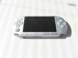 KS12【 SONY 】 PSP2000 シルバー 本体のみ ジャンク