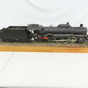 KSB-85【 鉄道模型 】 D51型 過熱テンダー機関車 D51528 金属製 現状品 全長(台座)約94cm ジャンクの画像3