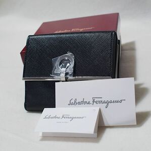 未使用 箱付き 《Salvatore Ferragamo》ミニ財布 ガンチーニクロージャー 黒 ミニウォレット ガンチーニ サルヴァトーレフェラガモ レザー