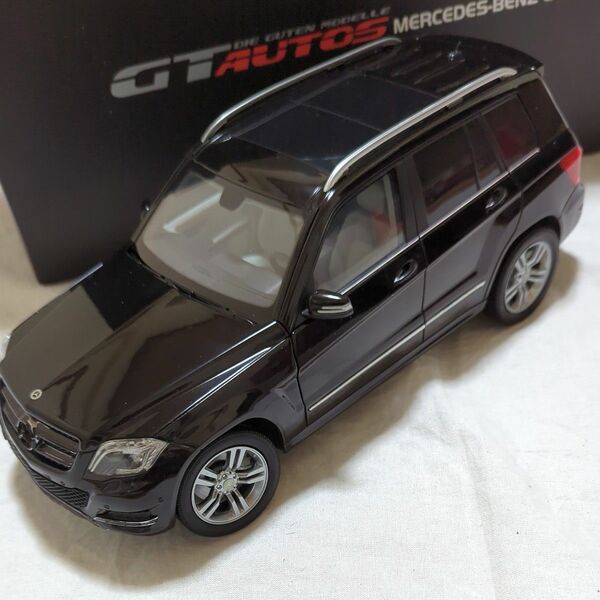 GT AUTOS 1/18 メルセデスベンツ GLK