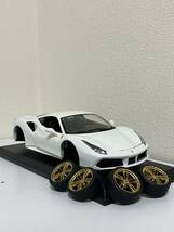 ☆部品取りに ジャンク品 1/18 maisto Ferrari 488GTB マイスト フェラーリ ホワイト ホイール ミニカー_画像1