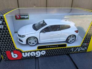 フォルクスワーゲン シロッコ R Bburago ホワイト 1/24 ミニカー モデルカー ブラーゴ Volkswagen Scirocco R