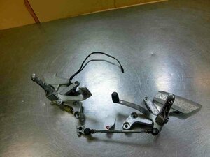 FZR400 純正ステップAssy、メインステップ左右セット☆1WG、3EN