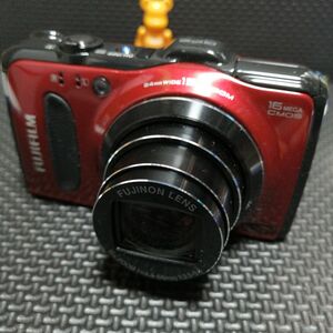 富士フイルム ファインピクス F600EXR コンパクトデジタルカメラ