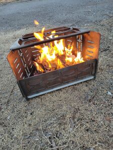 折りたたみ式　焚き火台　焚き火料理　組立て式　キャンプ　アウトドア　オーブン　薪　