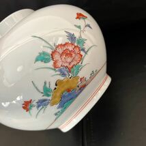 人間国宝 十四代酒井田柿右衛門 錦 牡丹草文 花瓶 花生 花入 花器 壺 茶道具 共箱_画像9