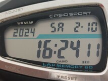 11907　CASIO SPORT カシオ PHYS フィズ STR-900J LAP MEMORY60 5BAR 日常生活防水 デジタル シリコンベルト クオーツ メンズ腕時計 稼働品_画像10