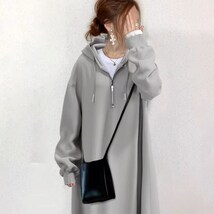 ☆新品【魅惑Style】良質 とろみ素材 フード 付 ZIP 付 タック 入 超 ゆったり パーカー ひざ丈 ロング ワンピース グレー ★_画像5