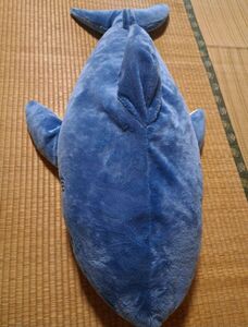 ぬいぐるみ　抱き枕　サメ　BIG