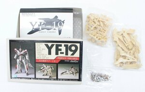 【中古・内袋未開封品】HalfEye マクロスプラス YF-19 レジンキット'