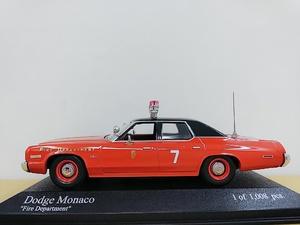 ■ PMA MINICHAMPSミニチャンプス 1/43 Dodge Monaco 1974 Fire Department 赤茶色 ダッジモナコ 消防自動車 モデルミニカー