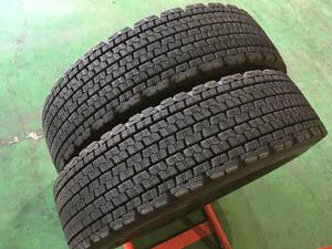 s058-4-1 ☆225/80R17.5 BS W900 中古2本♪ 2020年製 ブリヂストン 中古スタッドレス 残溝10～9ｍｍ！ k70