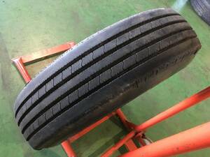 s096-4-2 ☆215/85R16 ヨコハマ RY01 中古1本！ 2014年製 スペア用に♪ K30