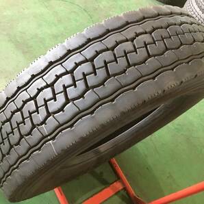 s111-4-2 ☆275/80R22.5 BS M890 中古1本！ ブリヂストン 残溝9mm 2021年製 k75の画像1