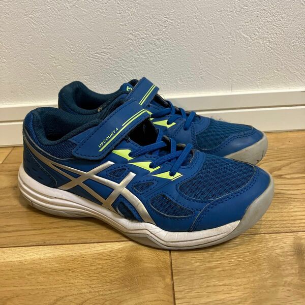 asicsテニスシューズ　22cm