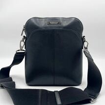 1円 【美品】BURBERRY BLACK LABEL バーバリーブラックレーベル ショルダーバッグ サコッシュ レザー メンズ ビジネス 斜め掛け 黒_画像2