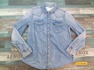 GAP Gap lady's double pocket snap-button Denim long sleeve shirt M light blue 