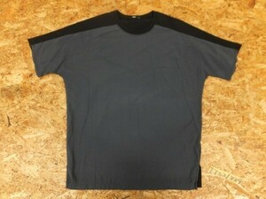 HARE Hare men's . with pocket rom and rear (before and after) switch T-shirt black × blue M