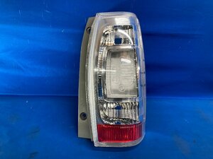 ダイハツ タントエグゼカスタム L455S 左テールランプ ICHIKOH D111 LED 点灯OK 後期 [I-12233]