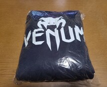 ☆Lサイズ☆VENUM ジップパーカー_画像2