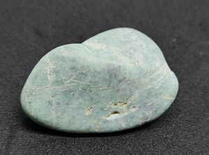 A-11 糸魚川 翡翠 原石 66g ひすい ヒスイ jade（ジェード）国石