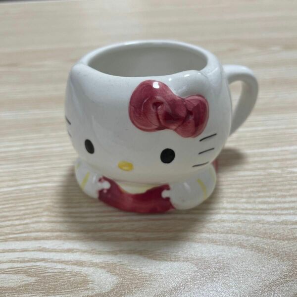 サンリオ　ハローキティー　Hello Kitty コップ マグカップ　レトロ