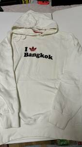アディダス　パーカー　タイ限定モデル　2000年代物　ホワイト　サイズL バンコク公式ショップ限定　I LOVE Bankok
