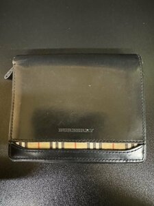 BURBERRY　バーバリー　ノバチェック　二つ折り財布