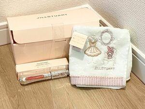 JILLSTUART タオルハンカチとリップ