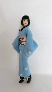 momokoサイズ ハンドメイド 水色の着物に帯２本+スカート