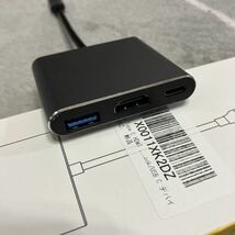 USB Type C HDMI 3-in-1アダプタ USB 3.0ポート USBタイプC 100W急速PD充電 1080P 4K解像度 テレビ出力 UHDコンバータ USB C デバイス対応_画像2