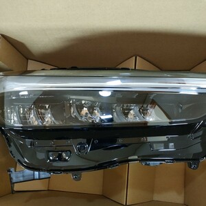 新車外し ホンダ ヴェゼル VEZEL ヘッドライト 右側 LED RV5 RV6 STANLEY W5884 刻印J0 HONDA 