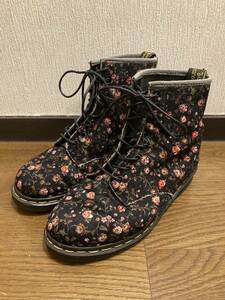 ●Dr.MARTENS ドクターマーチン 花柄 8ホールブーツ （約24cm） 英国製 イングランド製 フラワー レディース ビンテージ